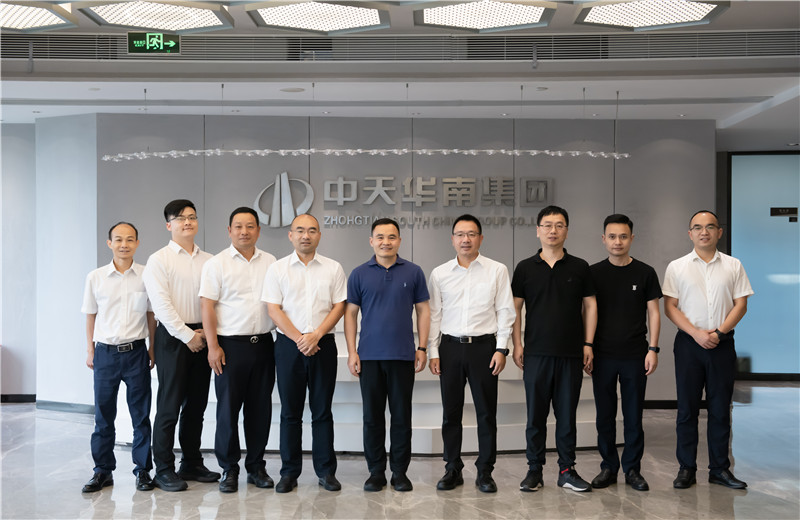 2023年6月27日下午，东阳市委副书记、市长黄胜可一行六人到球盟会华南集团考察交流。