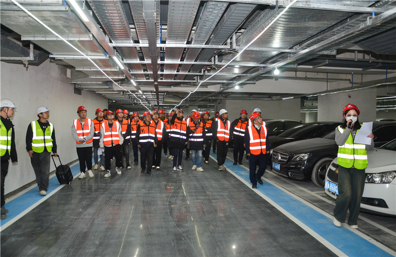 2023年11月25日，武汉市建筑业企业机电安装施工现场交流会暨工程观摩会在球盟会智汇安装武汉阿里巴巴华中总部项目顺利召开。